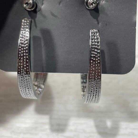 Paparazzi Rhinestone Silver Toned Hoop Earrings Hoops - Picture 3 of 6